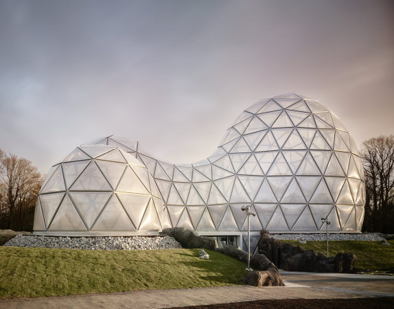 Saurierpark in Sachsen erh�lt neues Empfangsgeb�ude