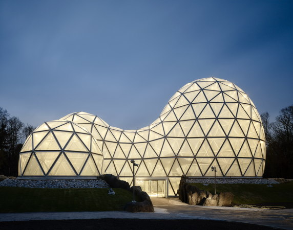 Saurierpark in Sachsen erh�lt neues Empfangsgeb�ude