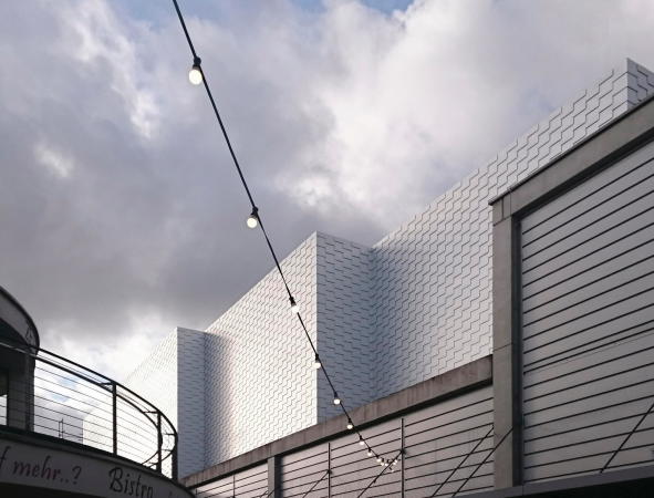 Schulz und Schulz, Nordkopf Tower, Wolfsburg, Phaeno, Zaha Hadid, Volkswagen, 2016, Wettbewerb, competition, Gewinner, 1. Preis, Brder, Architektenbrder, Interview, Gesprch, Baustelle, Im Bau, Fassade, Schindeln