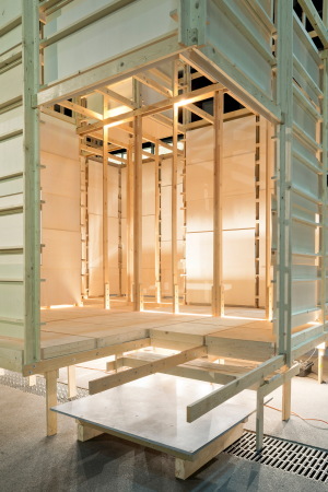 Baunetz, meldung, news, Z�rich, Schweiz, Swizerland, Pfingstweidstrasse, ALICE (Atelier de la Conception de l�Espace), Ecole Polytechnique F�d�rale de Lausanne, Universit�t Lausanne, ZHdK, Z�richer Hochschule der K�nste, collaborative design, collaborative construction, architecture, experimental, Experiment, House 2, Counter City, wood, installation, Elena Chiavi