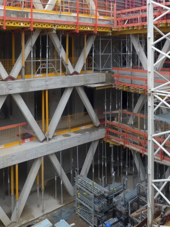 Baustellenbesuch bei E2A in der Berliner Friedrichstrae