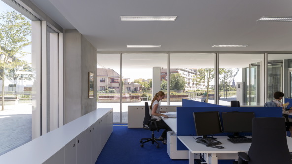 Baunetz, Meldung, news, Architektur, architecture, town hall, building, administrative center, Verwaltungsbau, Rathaus, Deinze, Belgien, Zentrum, Tony Fretton Architects, Belgium, London, Tony Fretton, Jim McKinney, Peter Cook