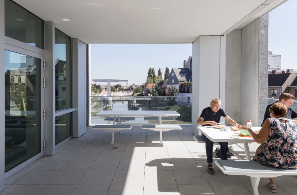 Baunetz, Meldung, news, Architektur, architecture, town hall, building, administrative center, Verwaltungsbau, Rathaus, Deinze, Belgien, Zentrum, Tony Fretton Architects, Belgium, London, Tony Fretton, Jim McKinney, Peter Cook