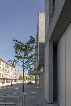 Baunetz, Meldung, news, Architektur, architecture, town hall, building, administrative center, Verwaltungsbau, Rathaus, Deinze, Belgien, Zentrum, Tony Fretton Architects, Belgium, London, Tony Fretton, Jim McKinney, Peter Cook