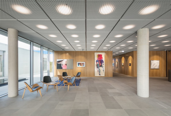 Baunetz, Meldung, Architektur, architecture, Baumhauer, HG Esch, Jan Bitter, Duisburg, Konzernzentrale, Hauptverwaltung, Krohne, Kunstsammlung, B�robau, offices, Kunst, art, art collection, headquarter, corporate architecture, doppelte Fassade, Glas, facade, Deutschland, Germany, 2017