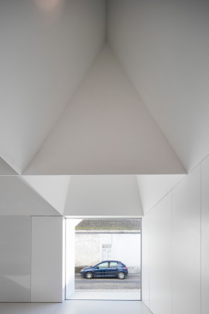 Nachbarschaftshaus von Aires Mateus in Portugal