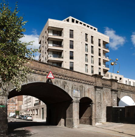 Sozialwohnungen im Silchester Estate nahe der Londoner U-Bahnstation Latimer Road von Haworth Tompkins