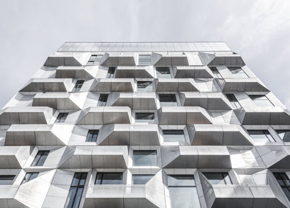 Baunetz, Meldung, Architektur, architecture, 2017, The Silo, Kopenhagen, Copenhagen, Harbour Hafen, water side, D�nemark, Denmark, COBE, Wohnen, Umbau, housing, Wohnhochhaus, reuse, development, industrial, Industrie, Getreidesilo, Denkmal, heritage,  high rise, Hochhaus, Fassade, Metal, facade, metal, cladding, Rasmus Hjortsh�j, Klaus Kastbjerg, NRE Denmark, COAST, Nordhavn, Nordhafen, rauh, raw, Interior, Sichtbeton, exposed concrete