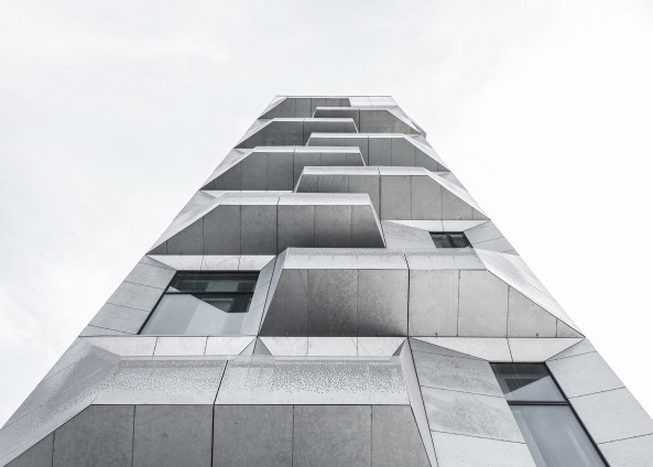 Baunetz, Meldung, Architektur, architecture, 2017, The Silo, Kopenhagen, Copenhagen, Harbour Hafen, water side, D�nemark, Denmark, COBE, Wohnen, Umbau, housing, Wohnhochhaus, reuse, development, industrial, Industrie, Getreidesilo, Denkmal, heritage,  high rise, Hochhaus, Fassade, Metal, facade, metal, cladding, Rasmus Hjortsh�j, Klaus Kastbjerg, NRE Denmark, COAST, Nordhavn, Nordhafen, rauh, raw, Interior, Sichtbeton, exposed concrete