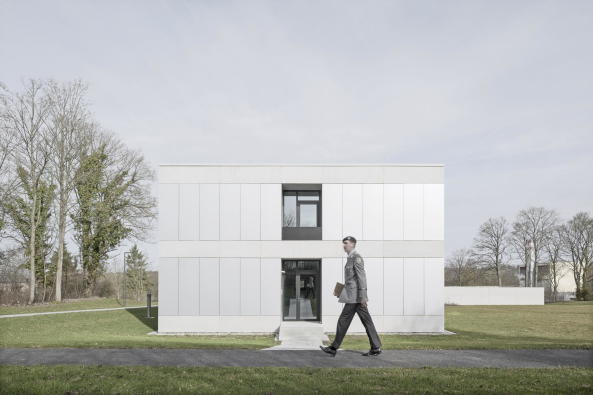 Brigida Gonzales, neubau, beton, architektur, simon, freie, schwbisch-hall, kaserne, sanittsversorgungszentrum, hermann, khl, Hermann-Khl-Kaserne, Niederstetten, sanittszentrum, krankenhaus, bundeswehr, beton, sichtbeton, riegel, labor, medizin, rntgen,