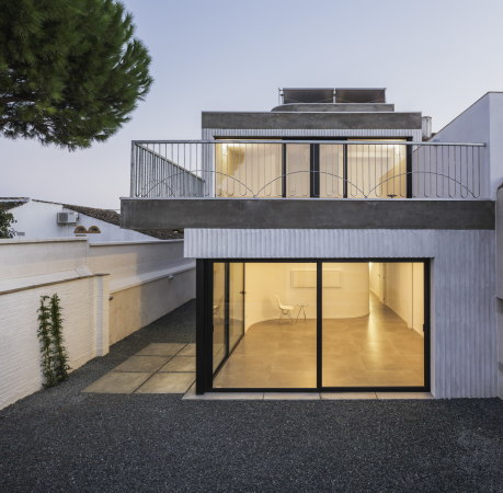 Studio Wet erweitern Wohnhaus in Sevilla