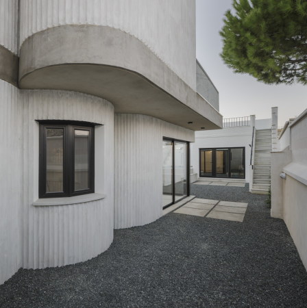 Studio Wet erweitern Wohnhaus in Sevilla