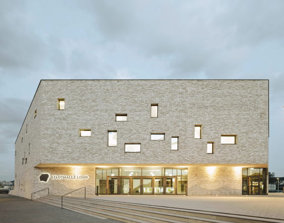 Lohr am Main, Stadthalle, Neubau, Projekt, Bez + Kock, Stuttgart, brigida gonzalez, VOF-Verfahren, Baunetz, Architektur, City Hall