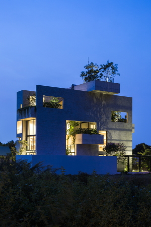 Wohnhaus in Ho-Chi-Minh-Stadt von VTN Architects