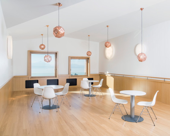 Epalinges, Schweiz, Chemin de Sylvana, Aufstockung, Dachaufstockung, Umbau, Erweiterung, Klinikbau, Klinik, Gesundheit, Lausanne, Schweiz, Frankreich, 2017, Holzbau, wood, Switzerland, Swiss, CHUV-CUTR Sylvana, Rehaklinik, 2b architectes