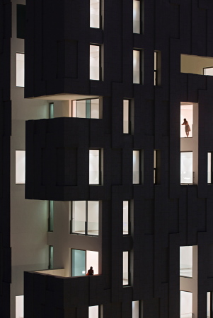 AGi Architects, Kuwait, 2017, Wohnen, Hochhaus, Wafra Vertical Housing, Hofhaus