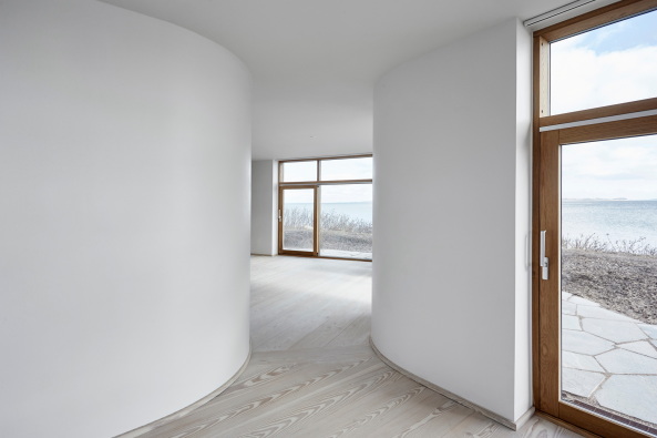 Baunetz, Architektur, architecture, Aarhus, Strand, beach, Denmark, D�nemark, Villa, Wohnhaus, Einfamilienhaus, skandinavischer Stil, Wald, wood, Midtjylland, Kulturhaupstadt Europa 2017, Kulturhauptstadt, ADEPT, Jacob Lerche, visitAarhus