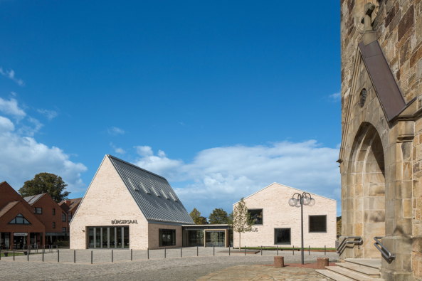 Baunetz, Meldung, Architektur, Preis, Award, Nachhaltigkeit, Energieeffzinez, DGNB, Preis Nachhaltiges Bauen, Shortlist, Frank-Walter Steinmeier, Martin Haas, Gnther Bachmann, Rat fr Nachhaltige Entwicklung, Deutschen Gesellschaft fr Nachhaltiges Bauen, LOVE architecture, kadawittfeldarchitektur, blocher partners, LIN Architekten Urbanisten, Kahrs Architekten, F64 Architekten, bogevischs buero, SHAG Schindler Hable Architekten, Reichel Schlaier Architekten, Studio Libeskind,  rw+ architekten, HENN