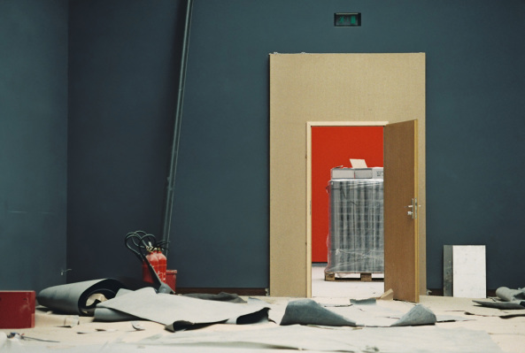 Laura J. Padgett, Fotografie, Stdel-Schule, Stdel-Museum, Frankfurt am Main, Neubau, Schauman Kai, Architektur, Ausstellung, Somehow Real, Hessischer Rundfunk, Museum Giersch, Schaumainkai 83, Beirut, Baustelle, Im Bau, Baustellenfotografie, Peter Zumthor