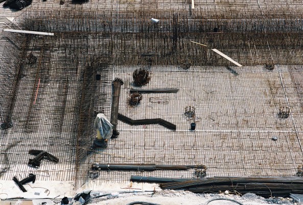 Laura J. Padgett, Fotografie, Stdel-Schule, Stdel-Museum, Frankfurt am Main, Neubau, Schauman Kai, Architektur, Ausstellung, Somehow Real, Hessischer Rundfunk, Museum Giersch, Schaumainkai 83, Beirut, Baustelle, Im Bau, Baustellenfotografie, Peter Zumthor