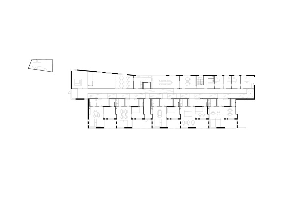 Baunetz, Meldung, Architektur, architecture, Deutschland, Germany, Holzkirchen, Bayern, M�nchen, Hirner, Riehl, Kinder, children, kids, Kinderland, Kindergarten, Kita, Hort, grau, rot, grey, red, Holz, wood, zweigeschossig, Rampe, Topographie, Brettsperrholzkonstruktion, Brettsperrholz, Satteldach, Julia Schambeck, 2016, 2017