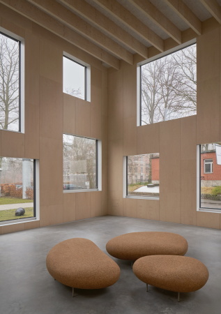 Baunetz, Architektur, Medlungen, Architekturprojekte, Schweden, Lund, Elding Oscarson, Skissernas Museum, ke E:son Lindman, Erweiterung, Anbau, Bauen im Bestand, Foyer, Resturant, Shop, Cortenstahl, Multifunktionshalle