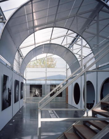 Atelier GOM, Studio Moa, tempor�re Architektur temporary architecture, neubau, Studio in Shanghai, West Bund, PVC Paneele, ephemeral, 2015, 2017, China, chinese, art, Kunst, Ausstellungen, exhibition, architecture