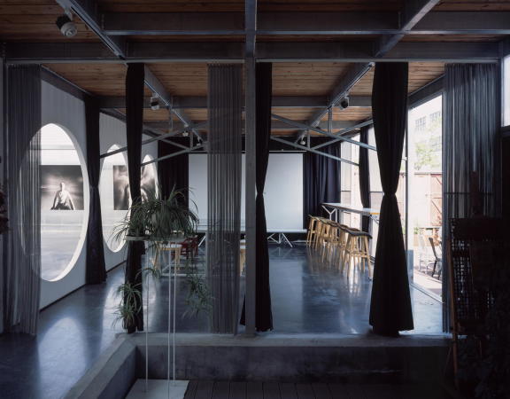 Atelier GOM, Studio Moa, tempor�re Architektur temporary architecture, neubau, Studio in Shanghai, West Bund, PVC Paneele, ephemeral, 2015, 2017, China, chinese, art, Kunst, Ausstellungen, exhibition, architecture