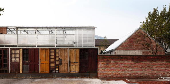 Atelier GOM, Studio Moa, tempor�re Architektur temporary architecture, neubau, Studio in Shanghai, West Bund, PVC Paneele, ephemeral, 2015, 2017, China, chinese, art, Kunst, Ausstellungen, exhibition, architecture