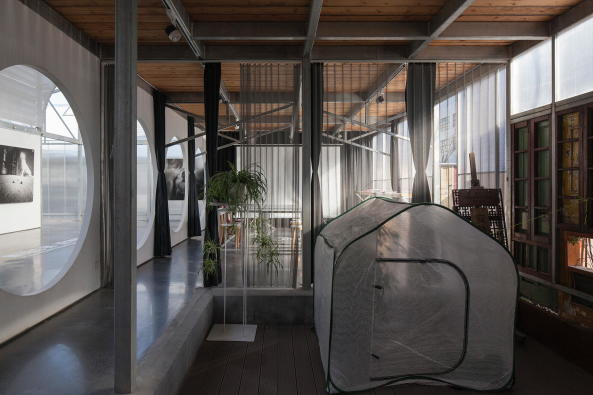 Atelier GOM, Studio Moa, tempor�re Architektur temporary architecture, neubau, Studio in Shanghai, West Bund, PVC Paneele, ephemeral, 2015, 2017, China, chinese, art, Kunst, Ausstellungen, exhibition, architecture