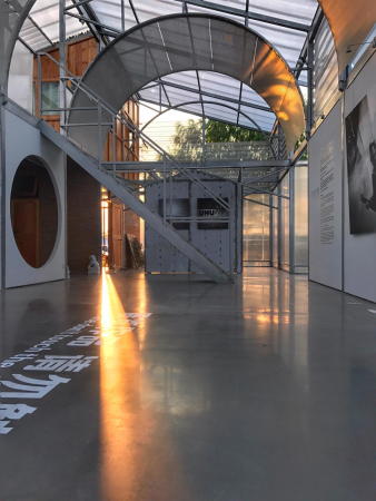 Atelier GOM, Studio Moa, temporre Architektur temporary architecture, neubau, Studio in Shanghai, West Bund, PVC Paneele, ephemeral, 2015, 2017, China, chinese, art, Kunst, Ausstellungen, exhibition, architecture