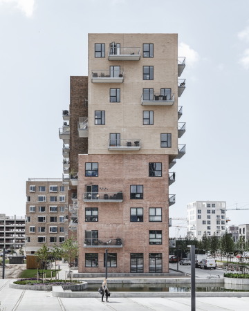Baunetz, Architektur, architecture, ADEPT, Kopenhagen, Copenhagen, Denmark, Dnemark, dnisch, skandinavisch, Cubic Houses, Cube House, Kubehusene, restad, resund, Stadtviertel, Planstadt, Neubau, Baukltze, Wohnhaus, Housing, Wohnen, Projekt, Anders Lonka, Martin Laursen, Martin Krogh, COAST Studio, urban living, Rasmus Hjortshj - COAST Studio