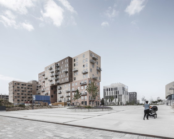 Baunetz, Architektur, architecture, ADEPT, Kopenhagen, Copenhagen, Denmark, Dnemark, dnisch, skandinavisch, Cubic Houses, Cube House, Kubehusene, restad, resund, Stadtviertel, Planstadt, Neubau, Baukltze, Wohnhaus, Housing, Wohnen, Projekt, Anders Lonka, Martin Laursen, Martin Krogh, COAST Studio, urban living, Rasmus Hjortshj - COAST Studio