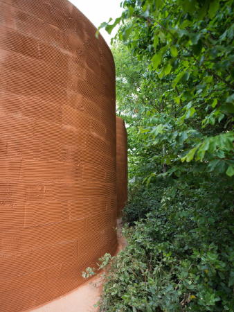 Pezo Von Ellrichshausen, Pavilion, Pavillon, Neubau, Fertigstellung, Spirale, Schnecke, Solo Galerie, Christian Bourdais, Eva Albarran, Christian Boltanski, Pezo von Ellrichshausen, Marc Domage, Atacama Desert, Frankreich, France, 2017,