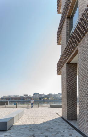 Westkaai-Kattendijkdok, Antwerp, Neubau, Hochh�user, Backstein, bricks, Tony Fretton Architects, Fertigstellung, high rise, Wohnhochhaus, Hafen, Kai, harbour, transformation, housing, living, Belgien, Antwerpen, 2017