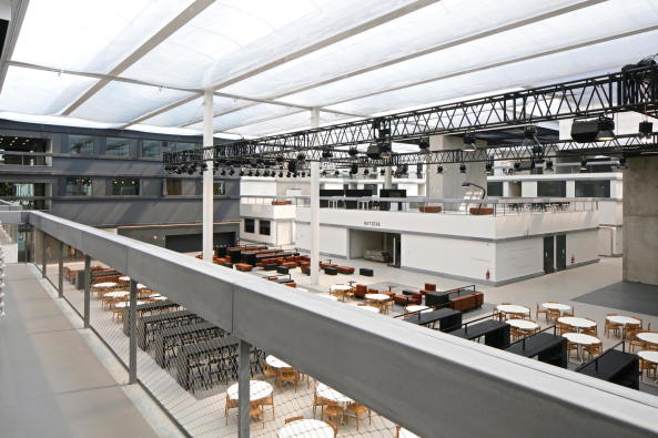 OMA, 2017, Frankreich, France, concrete, Beton, Strukturalismus, Neostrukturalismus, Lab City, Fertigstellung, science building, Forschung, Wissenschaft, laboratory, CentraleSup�lec, Ellen van Loon, Rem Koolhaas, Cl�ment Blanchet, Edouard Perv�s, Bollinger + Grohmann, Saclay, Gif-sur-Yvette