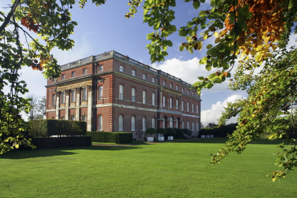 Clandon Park; Wettbewerb; Shortlist; National Trust; Countryhouse; Landsitz; Sanierung; Umbau; Restaurierung; Rekonstruktion; Lancelot Capability Brown; Sergison Bates Architects; AOC Architecture;  Selldorf Architects; Cowie Montgomery Architecst; Martin Ashley Architects; Purcell; Sam Jacob Studio; Donald Insall Associates; Diller Scofidio + Renfro; Allies and Morrison; Feilden+Mawson, AL_A; Giles Quarme & Associates; Surrey; England