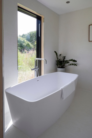 Baunetz, Meldungen, Architektur, News, architecture, Grobritannien, England, Suffolk, Aldeburgh, Thorpness, Bruce Badrock, David Woodbine, Blee Halligan Architects, Five Acre Barn Bed & Breakfast, brick, Backstein, Hotel, B&B, Herberge, Umbau, Umnutzung, Renovation, Revitalisation, Bauen im Bestand,