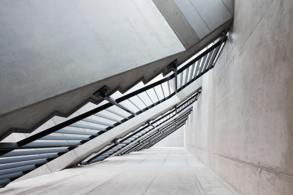 Baunetz, Meldung, Architektur, architecture, 2017, Deutschland, Germany, Berlin, Frankfurter Tor, Warschauer Stra�e, Cresco Capital, GBP Architekten, Studentenwohnungen, Mikroapartments, residential, student housing, living, Apartment, serviced apartment, Tannhaus, Neon Wood, Umbau, renovation, Sanierung, Plattenbau, Systembau, prefabricated slabs, Anastasia Hermann