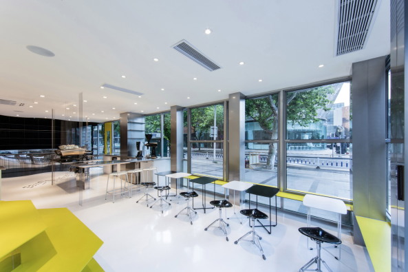 Baunetz, Meldungen, News, Architektur, architecture, China, Changzhou, Kaffee, Coffee Shop, Caf, Seven Coffee, dongqi Architects, Raitt Liu, stainless steel sheet, wirerope, JIANG Nan, Yiting Ma, Renjie Wang, Umbau, Renovation, Revitalisation, Renovierung, schwarzes Gold, Kaffeebohne