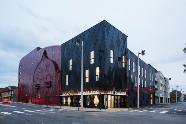 Baunetz, Architektur, architecture, France, Frankreich, Paris, Auszeichnung, Preis, Ehrung, Alesia Cinema, Manuelle Gautrand Architecture, Manuelle Gautrand, Chicago Athenaeum, Museum of Architecture and Design, European Centre for Architecture Art Design and Urban Studies, Gaumont Path, 2017, Europes Highest Award for Architecture, woman, Architektin, poetic, poetisch, Christian Narkiewicz-Laine, Studio_Gaudin_Ramet