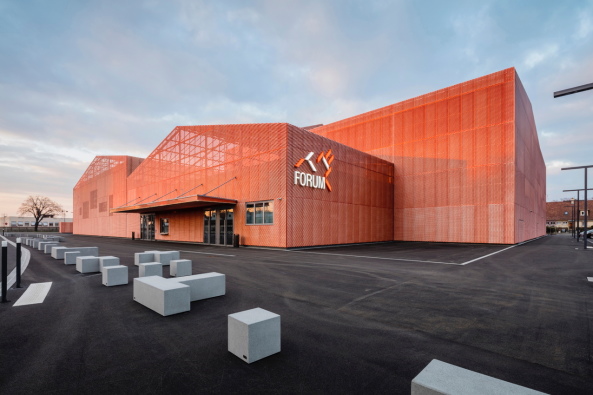 Baunetz, Architektur, architecture, France, Frankreich, Paris, Auszeichnung, Preis, Ehrung, Alesia Cinema, Manuelle Gautrand Architecture, Manuelle Gautrand, Chicago Athenaeum, Museum of Architecture and Design, European Centre for Architecture Art Design and Urban Studies, Gaumont Path, 2017, Europes Highest Award for Architecture, woman, Architektin, poetic, poetisch, Christian Narkiewicz-Laine, Studio_Gaudin_Ramet