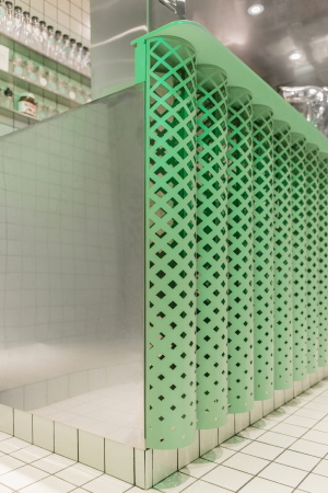 Pastellgrner Saftladen von dongqi architects in Shanghai