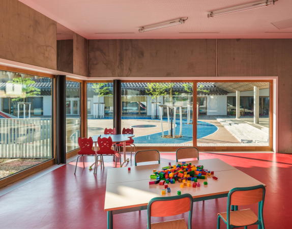 Vincent Parreira Atelier Architecture, Schule, Montevrain, 2017, Holz, Fassade, Beton, Struktur