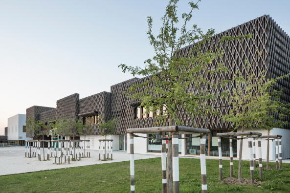Vincent Parreira Atelier Architecture, Schule, Montevrain, 2017, Holz, Fassade, Beton, Struktur