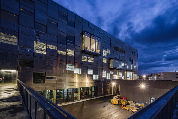 Baunetz, Meldung, Architektur, Snoehetta, Kunsthochschule, Bergen, Norwegen,  Kunst- und Designhochschule, Design, Facade, Fassade, Norway, Hufton Crow, Zaha Hadid, KMD, Architecture