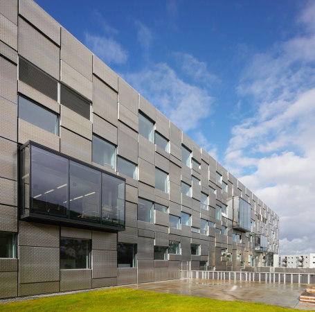 Baunetz, Meldung, Architektur, Snoehetta, Kunsthochschule, Bergen, Norwegen,  Kunst- und Designhochschule, Design, Facade, Fassade, Norway, Hufton Crow, Zaha Hadid, KMD, Architecture