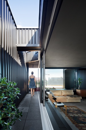 Penthouse in Berlin von Atelier Zafari