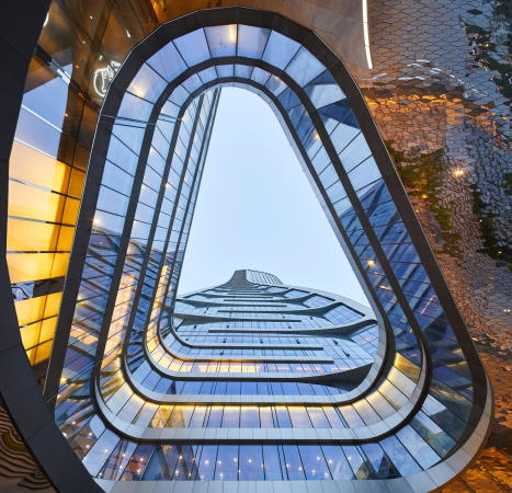 Baunetz, Architektur, Meldungen, Projekte, China, Hangzhou, Raffles City, UNStudio, CapitaLand, urban hub, Gemischtnutzung, Wohn- und Geschftshaus, Qianjiang New Town, Hochhaus, stromlinienfrmige Trme, landmark, green city, wave, motion, Aluminiumfassade, Atrium, kurvenfrmig, Welle Hufton + Crow, Seth Powers, Jin Xing