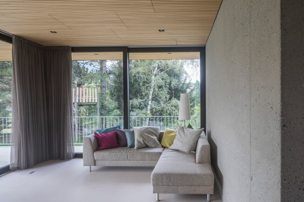 Bauentz, Meldung, Architektur, architecture, sterreich, Austria, Tirol, Tyrol, Haus Welser, Mutters, ao architekten, Gnter Richard Wett, housing, Wohnhaus, Einfamilienhaus, single family house, home, mountains, Berge, Alpen, Alps, Sichtbeton, concrete, exposed concrete, Holz, wood, roof Dach, Wipptal, Innsbruck